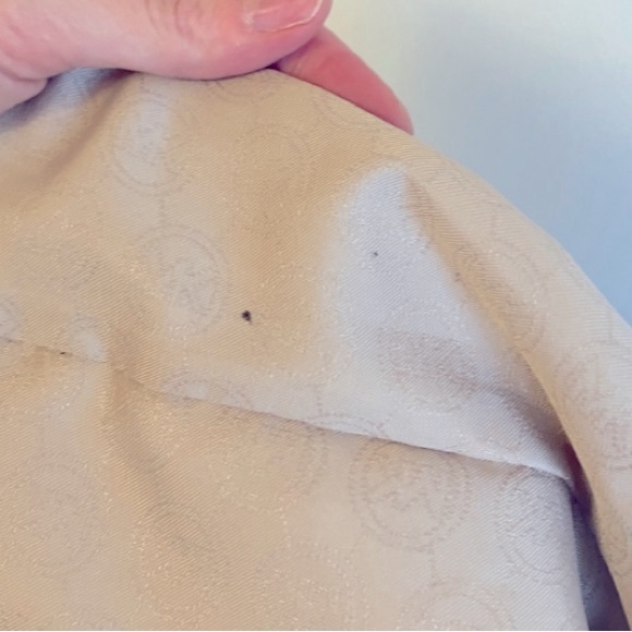 SOLD - MICHAEL Michael Kors Cynthia Satchel Handbag - Picture 7 of 16